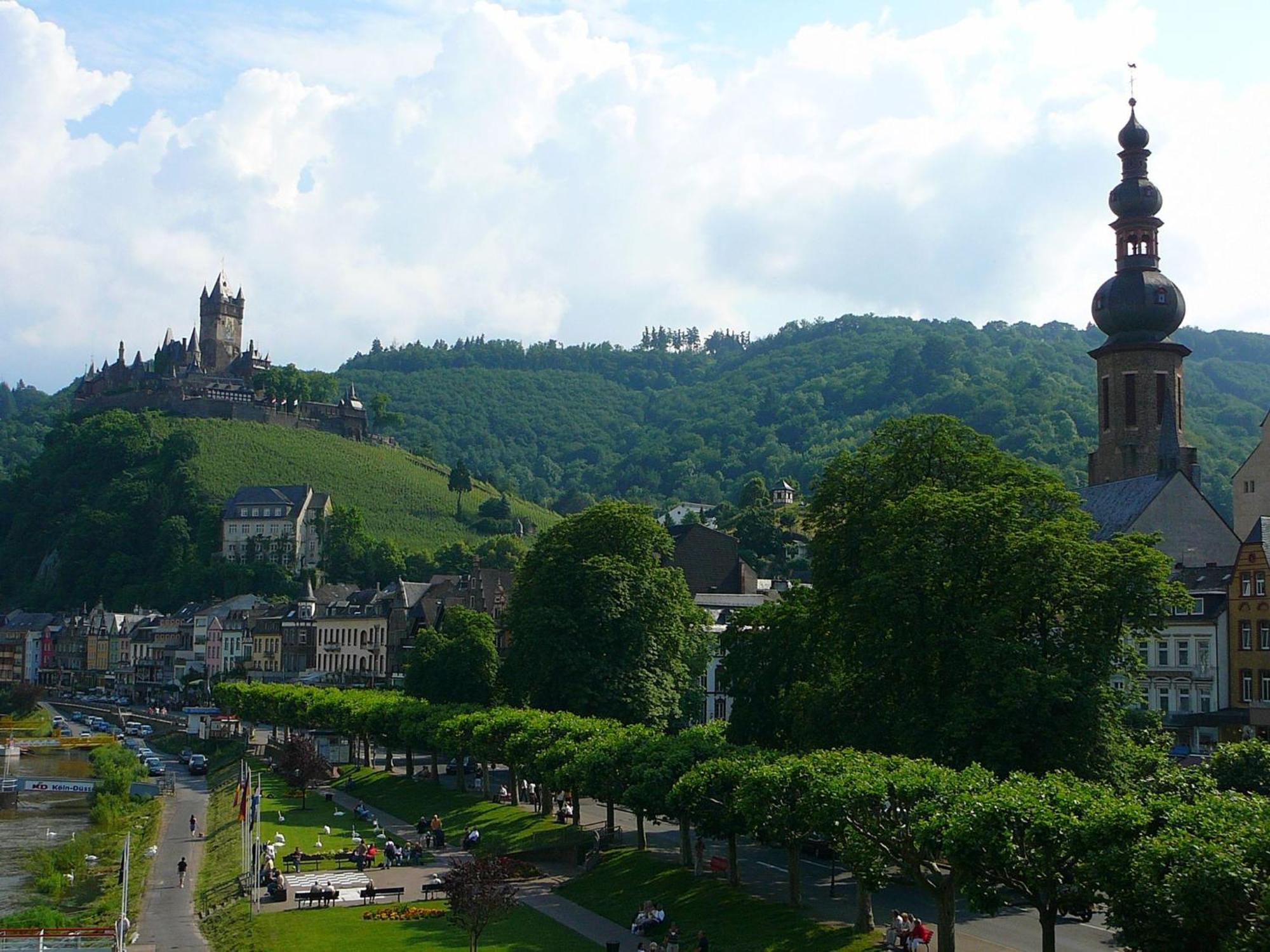 Апартаменты Living In The Historic Cochem Old Town Экстерьер фото